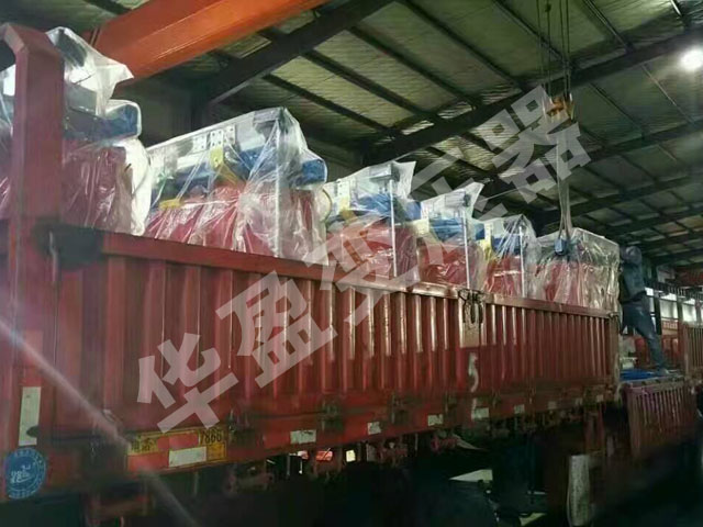 张家口干式变压器发货现场